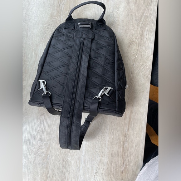 Baggallini Naples convertible backpack - Picture 5 of 8